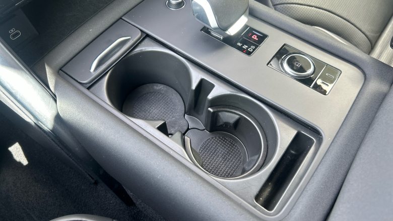 Land Rover Discovery 3.0 D300 S 5dr Auto Diesel Station Wagon